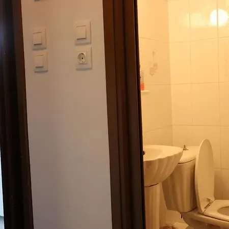 Great Apartment, Large Balcony Apartment