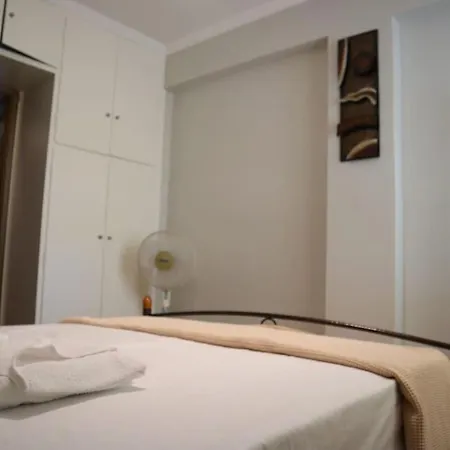 Great Apartment, Large Balcony Athens